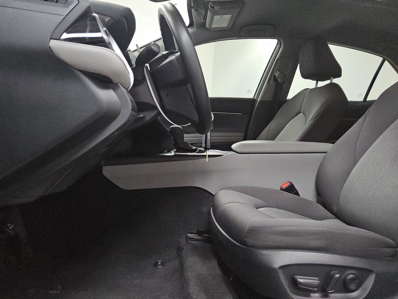 2023 Toyota Camry - Image 7