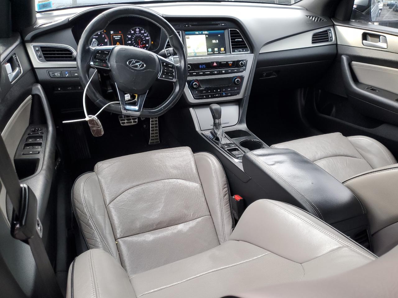 2015 Hyundai Sonata - Image 8