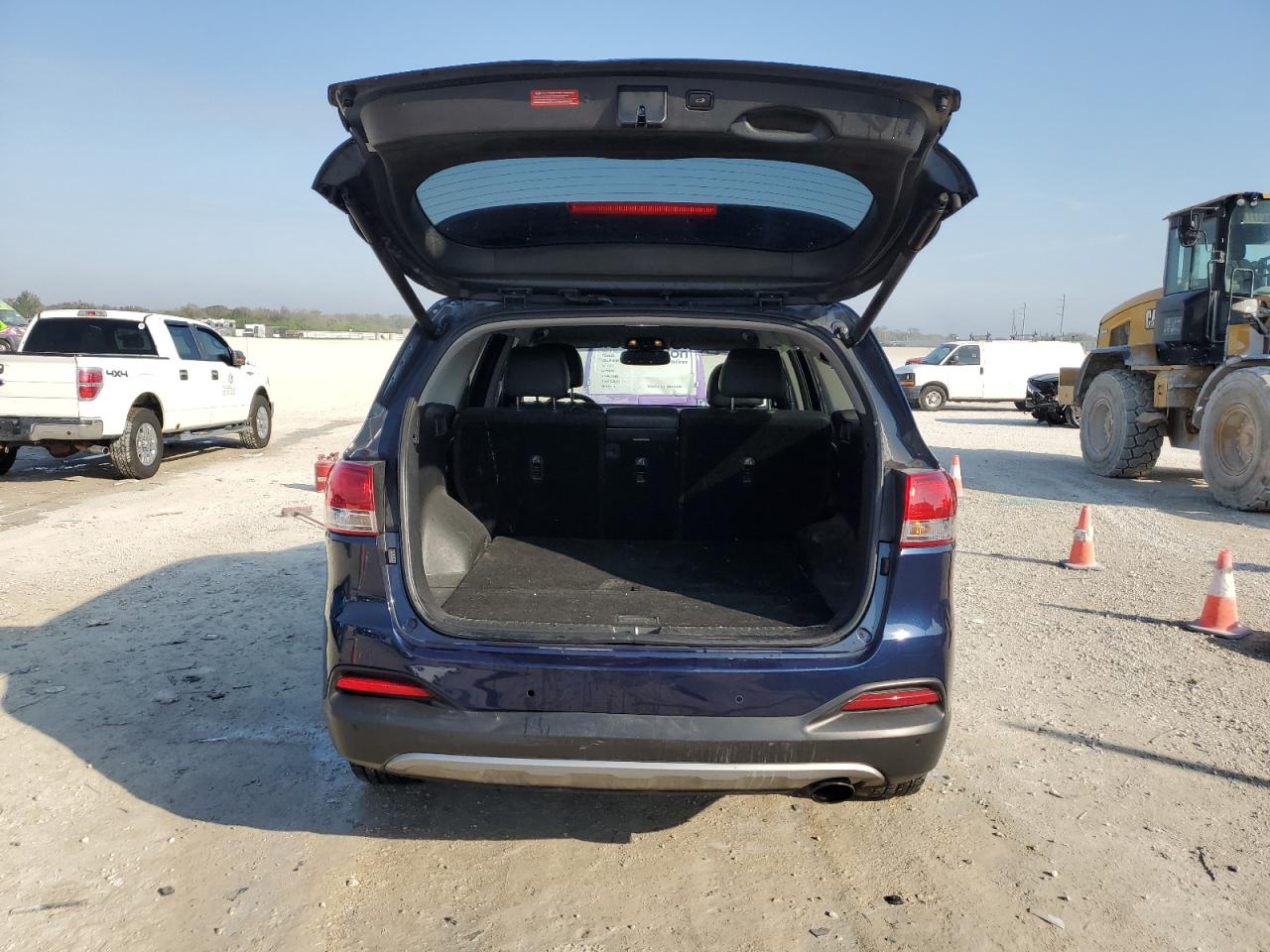 2018 Kia Sorento - Image 6
