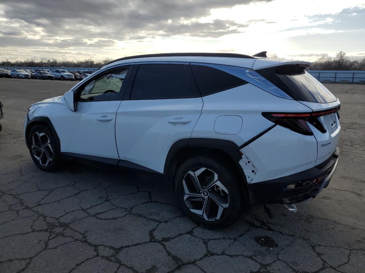 2023 Hyundai Tucson - Image 2