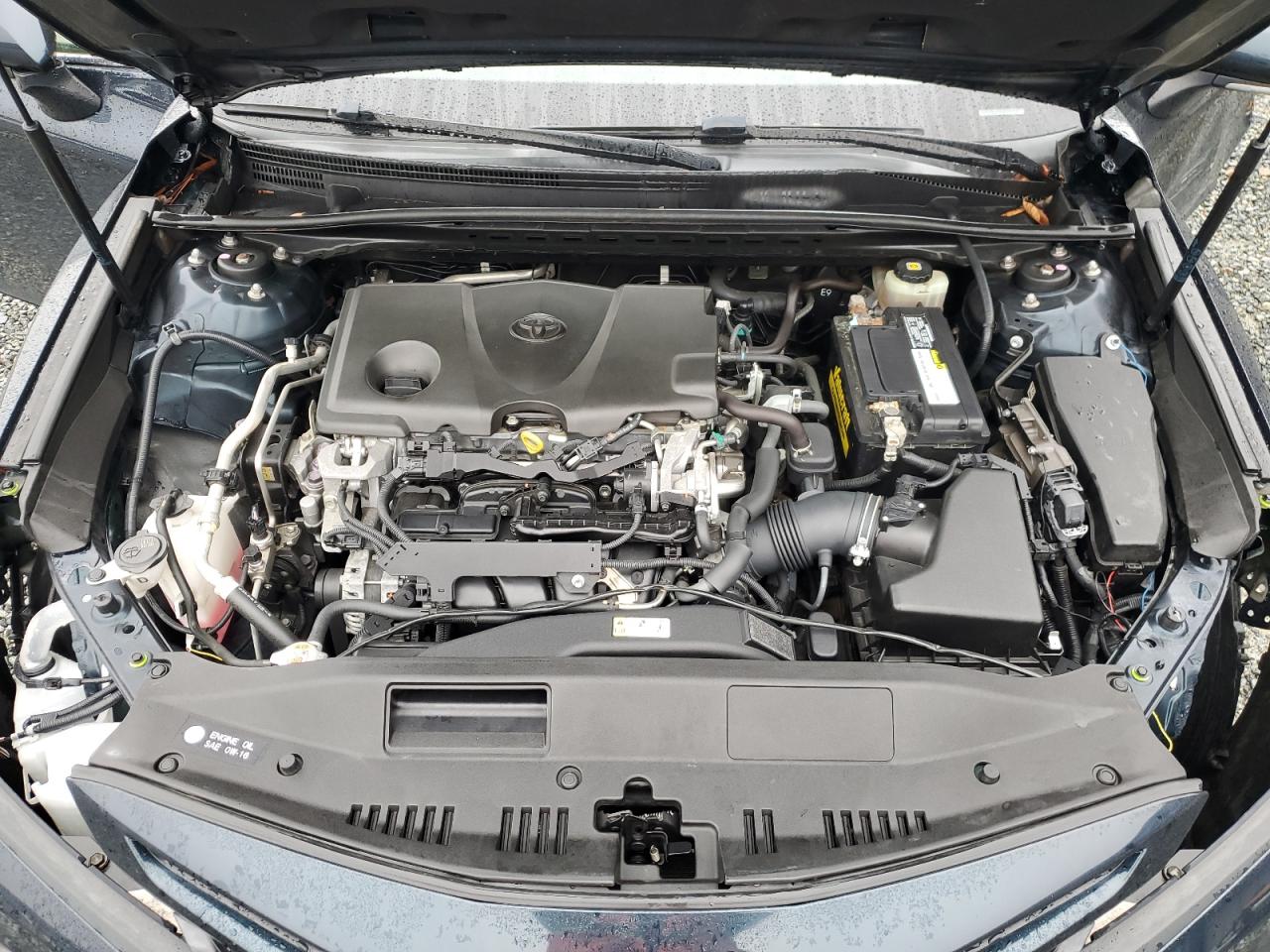 2018 Toyota Camry - Image 11