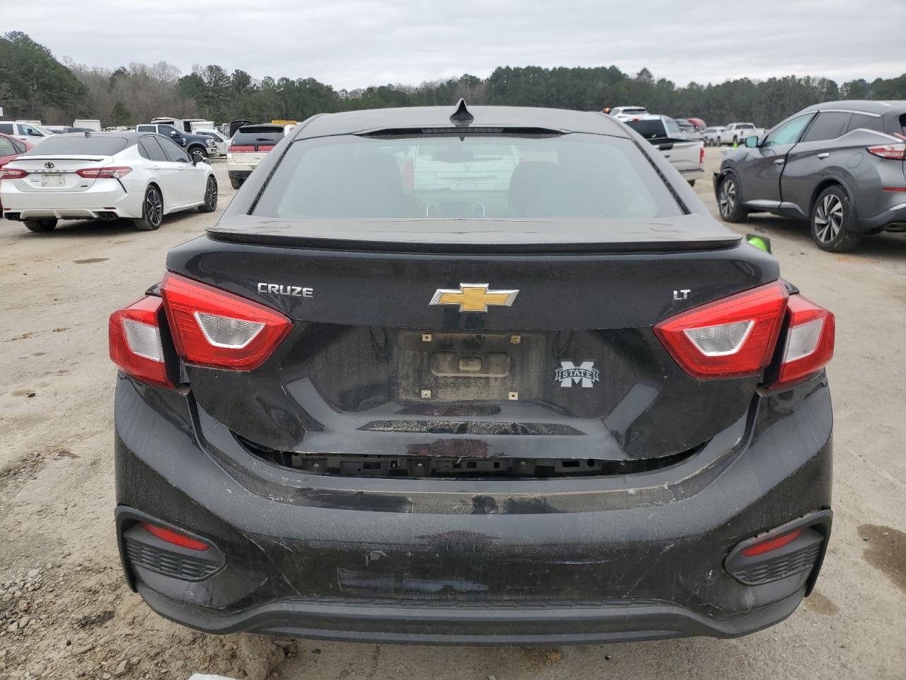 2018 Chevrolet Cruze - Image 6