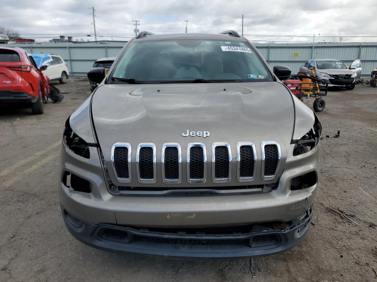2017 Jeep Grand Cherokee - Image 5