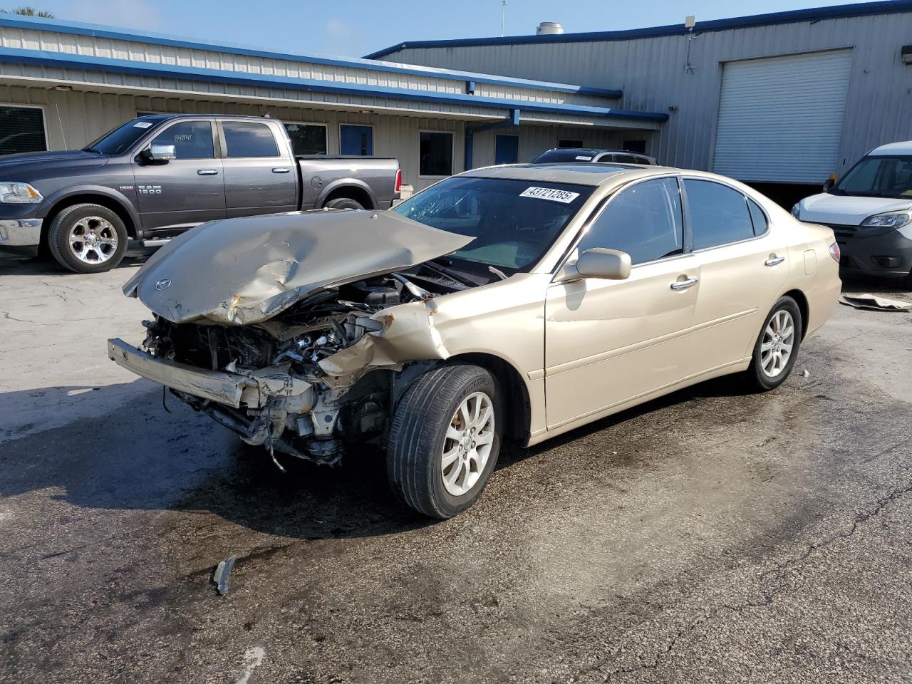 2002 Lexus ES - Image 1