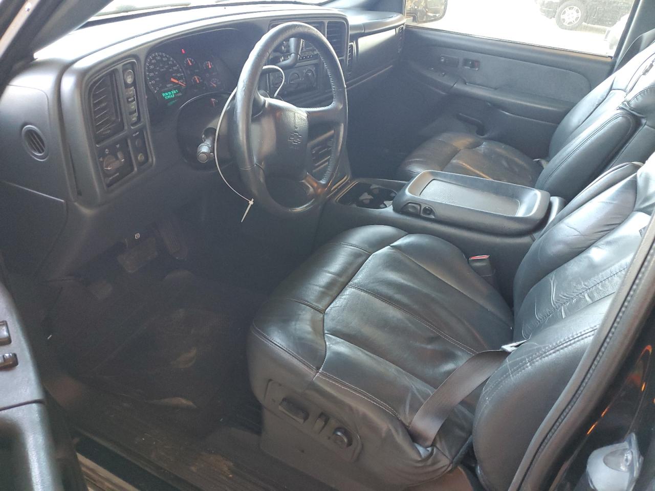 2001 Chevrolet Silverado - Image 8