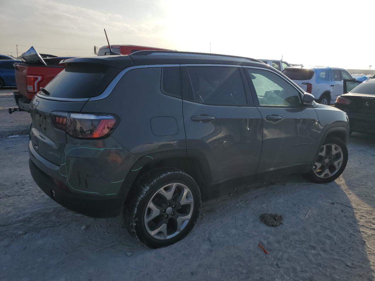 2021 Jeep Compass - Image 3