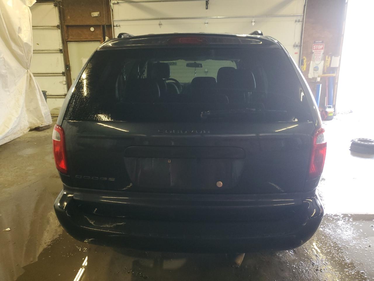 2007 Dodge Caravan - Image 6
