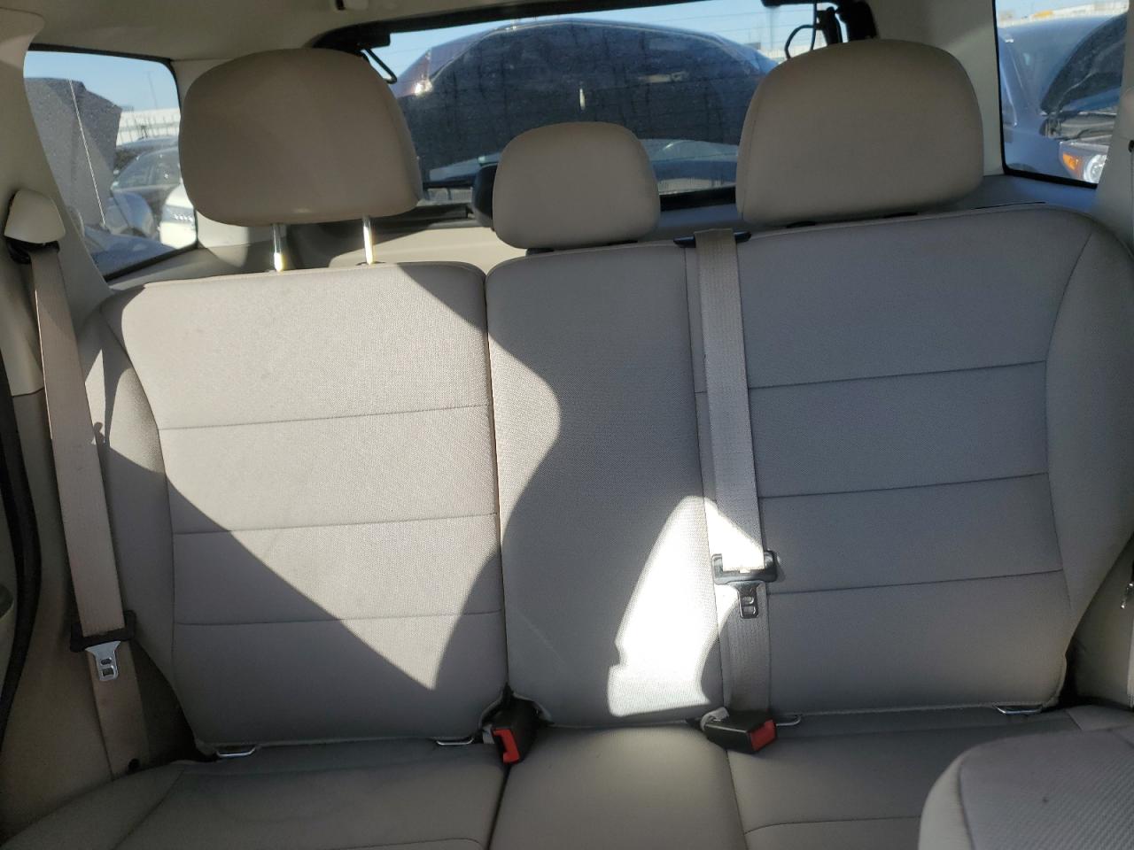 2011 Ford Escape - Image 10