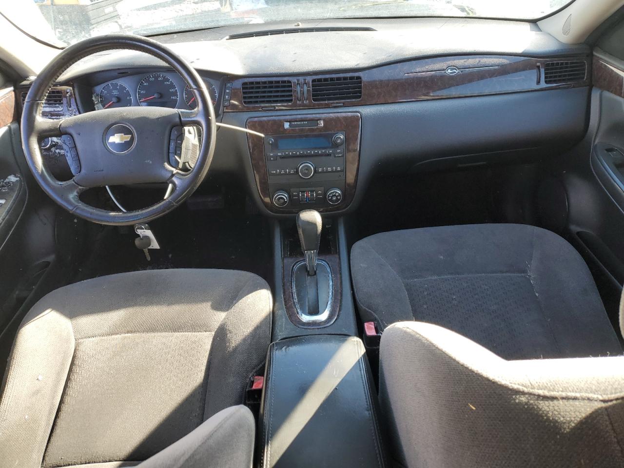 2013 Chevrolet Impala - Image 8