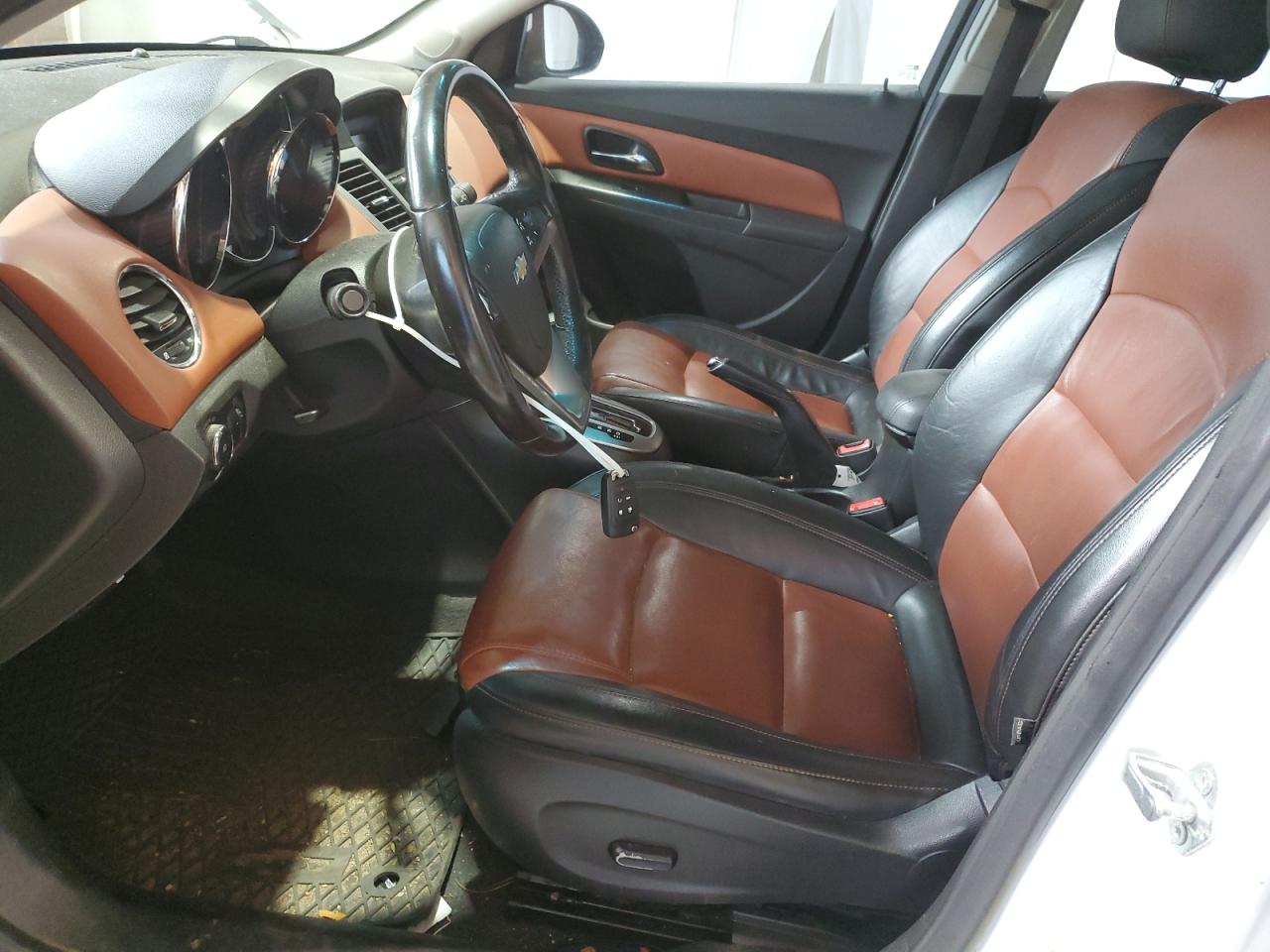 2012 Chevrolet Cruze - Image 7
