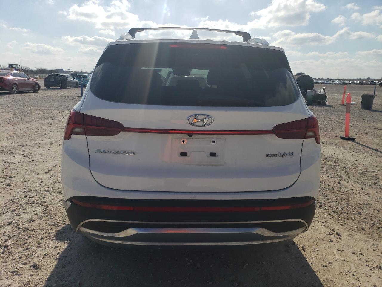 2023 Hyundai Santa Fe - Image 6