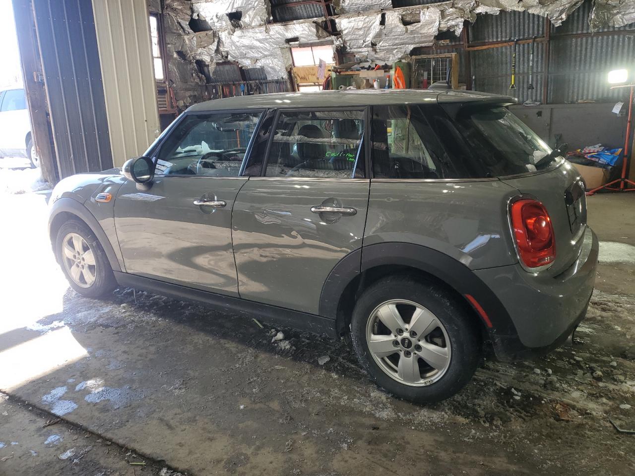 2019 MINI Cooper - Image 2
