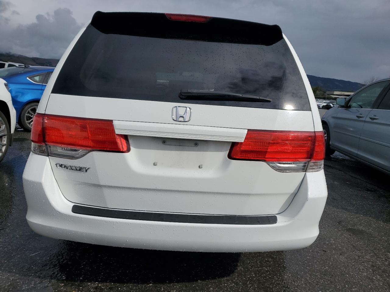 2010 Honda Odyssey - Image 6