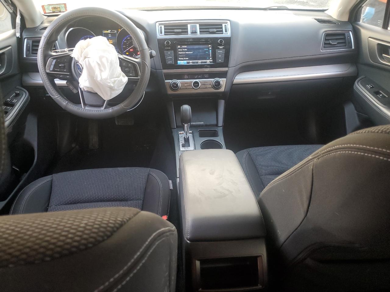 2019 Subaru Outback - Image 8