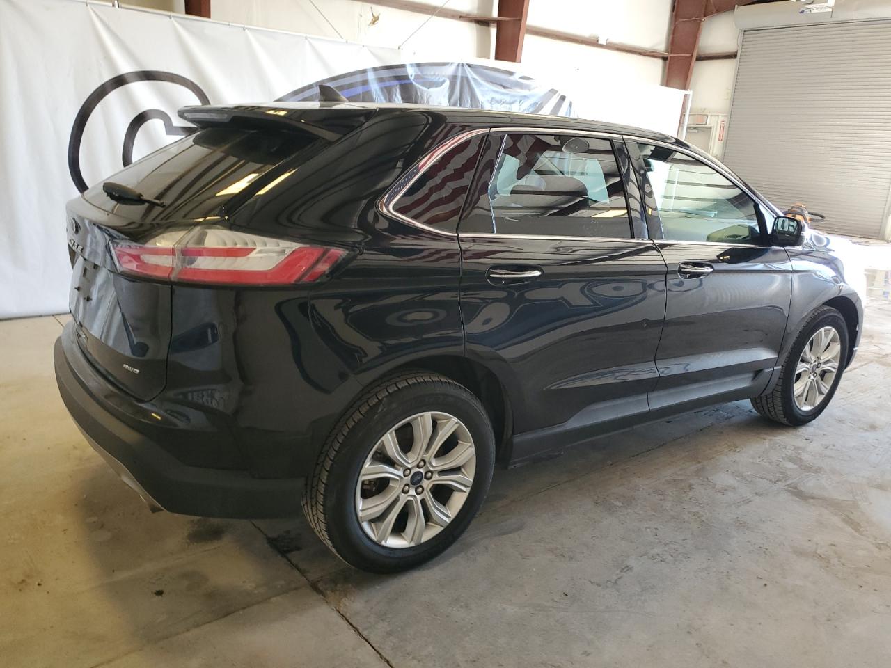 2022 Ford Edge - Image 3