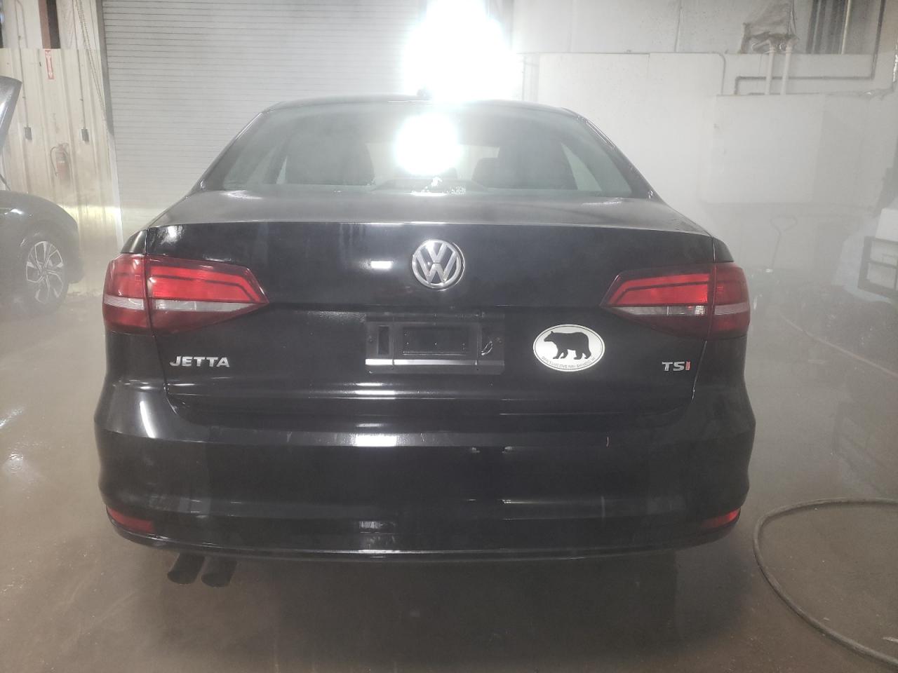 2016 Volkswagen Jetta - Image 6