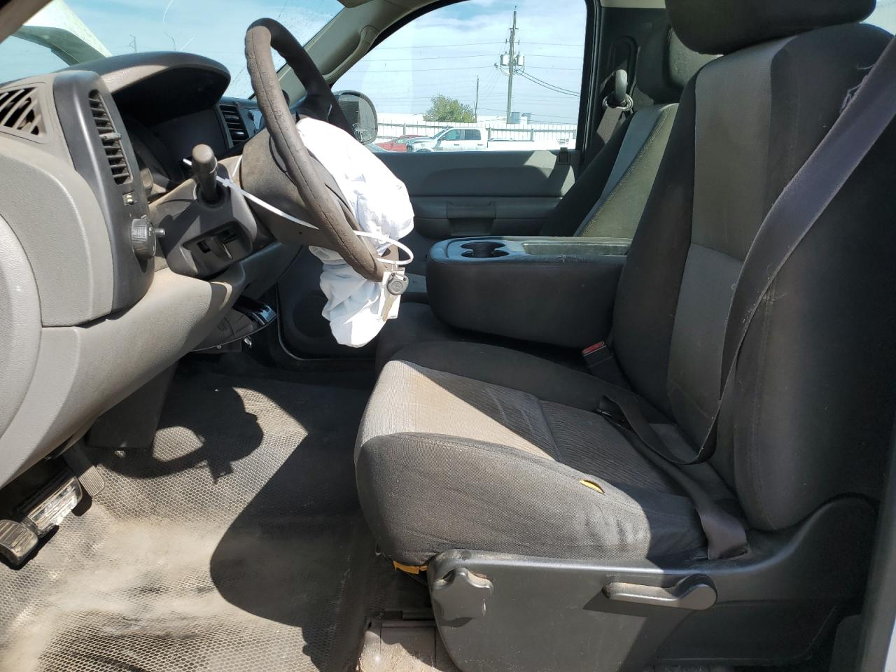 2009 GMC Sierra - Image 7