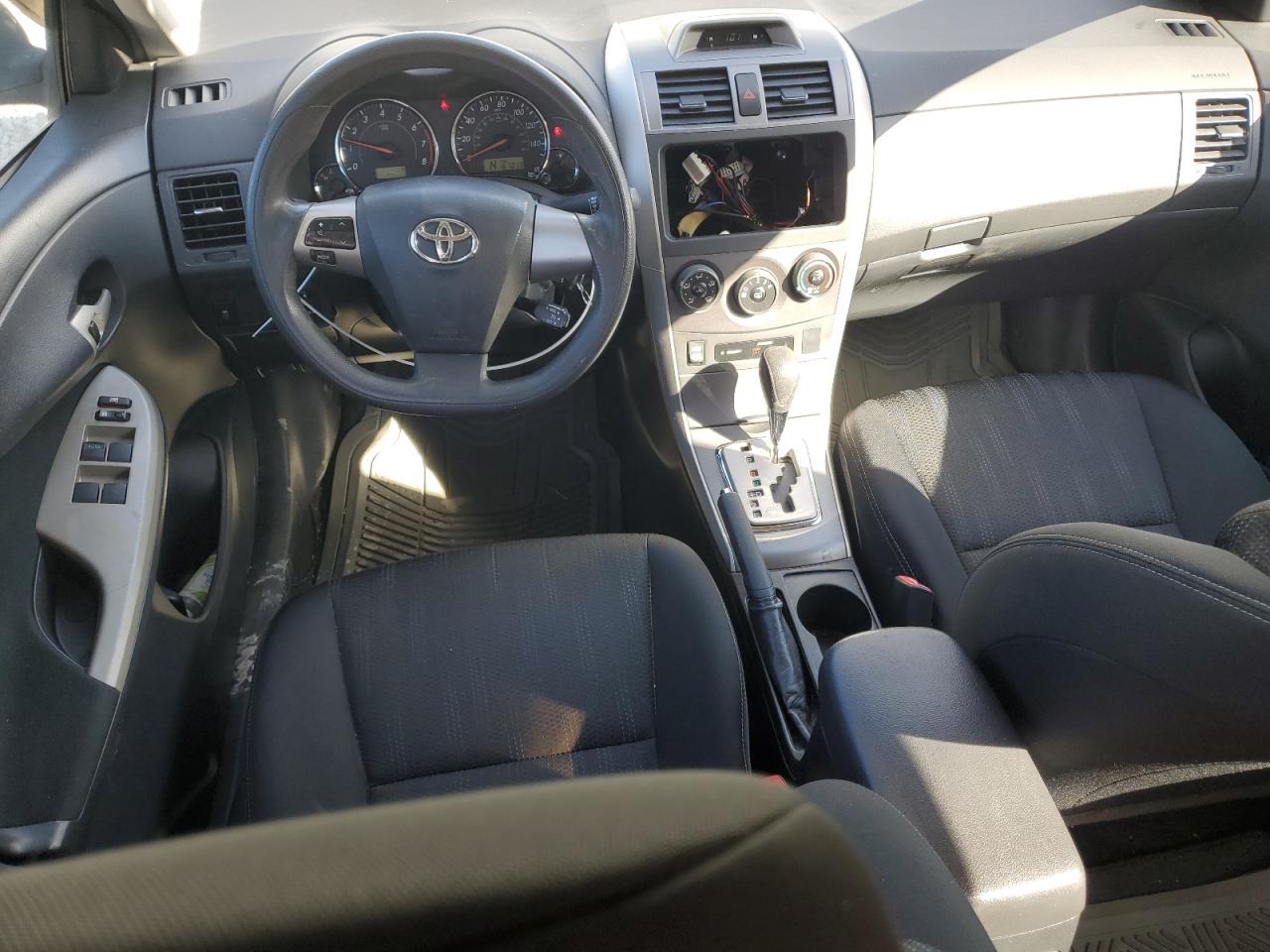 2012 Toyota Corolla - Image 8