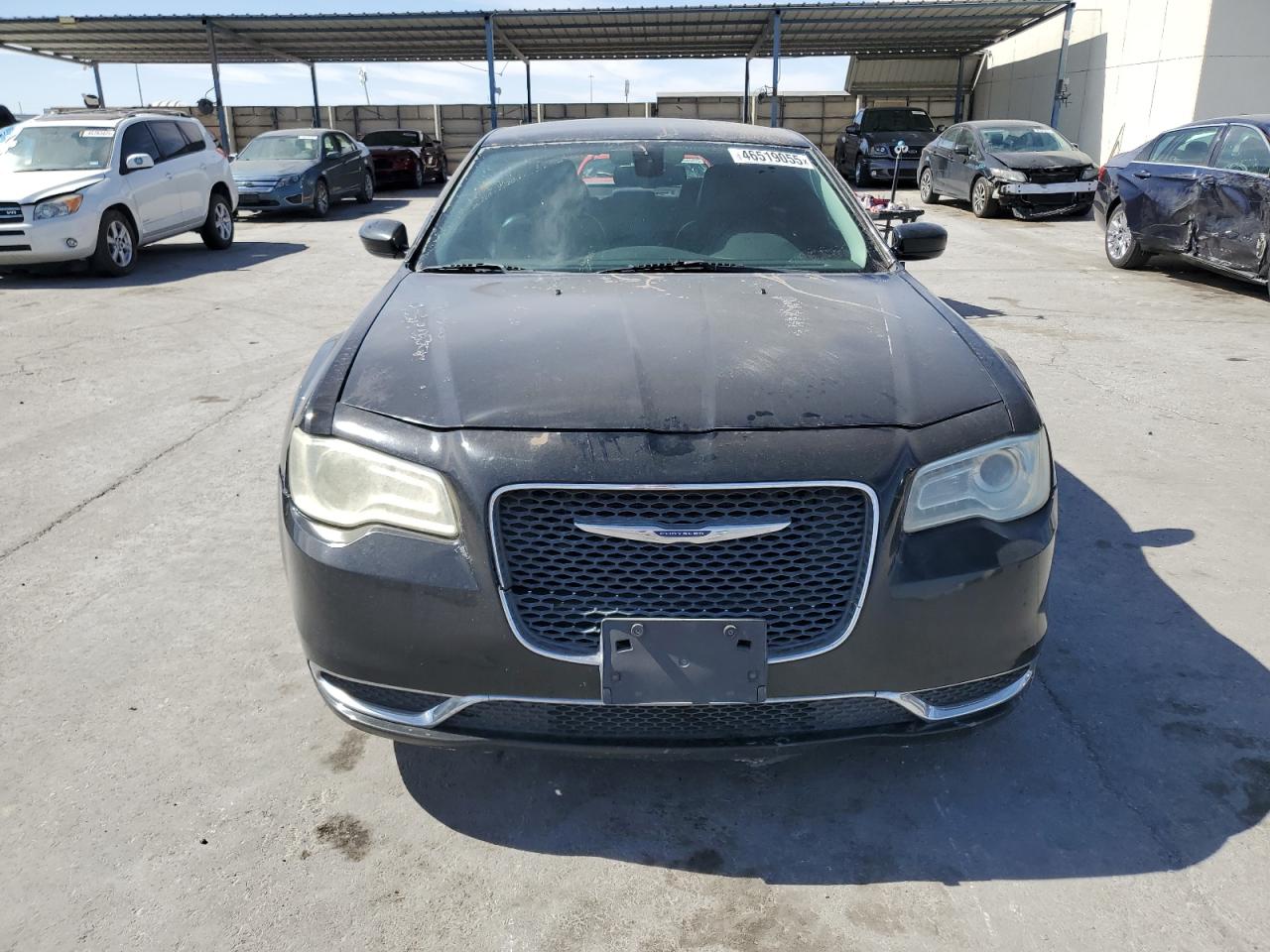 2015 Chrysler 300 - Image 5