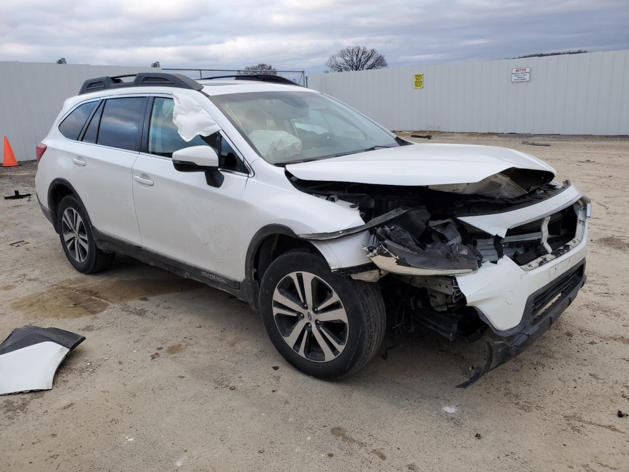 2018 Subaru Outback - Image 4