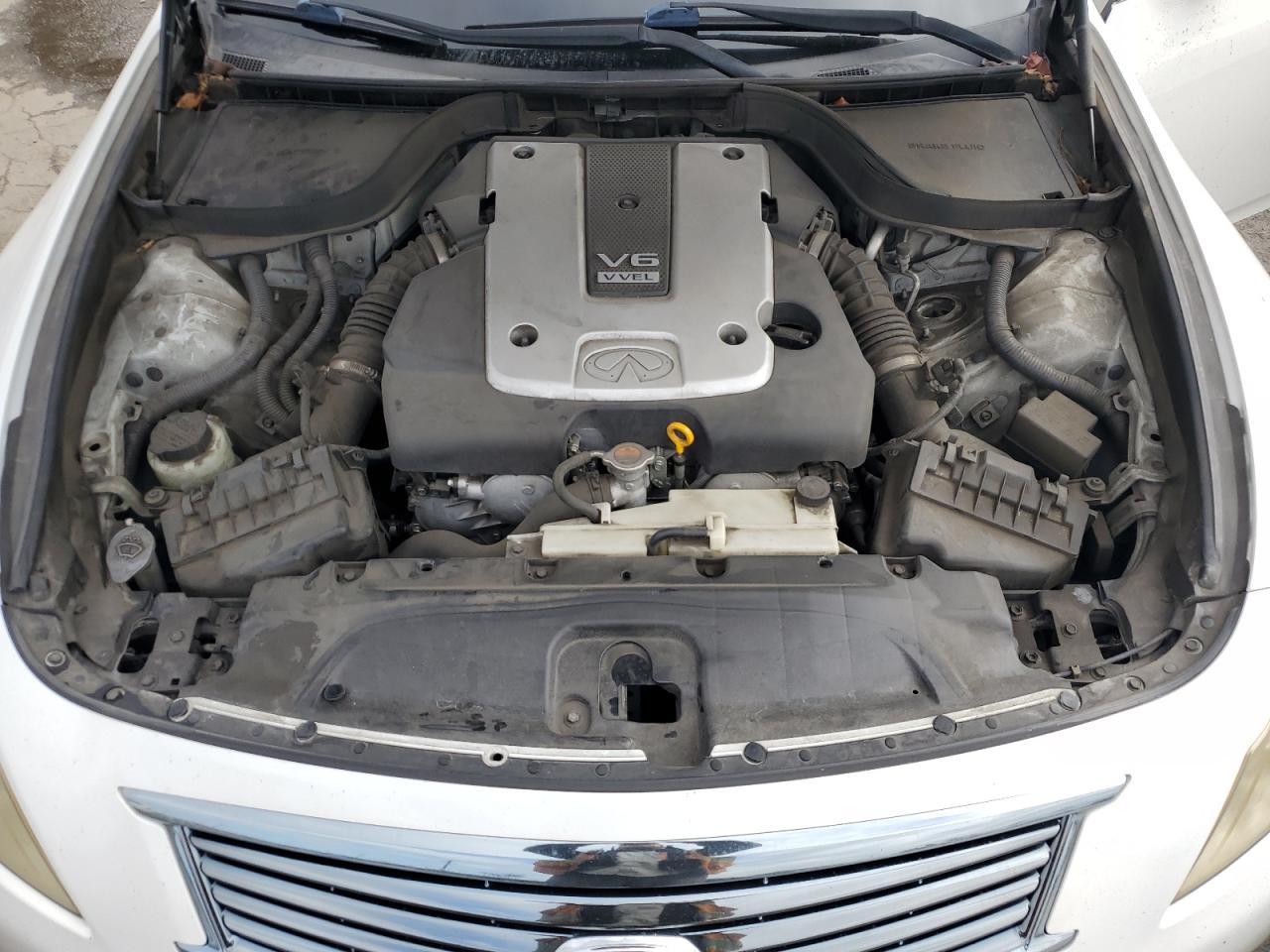 2013 Infiniti G - Image 13