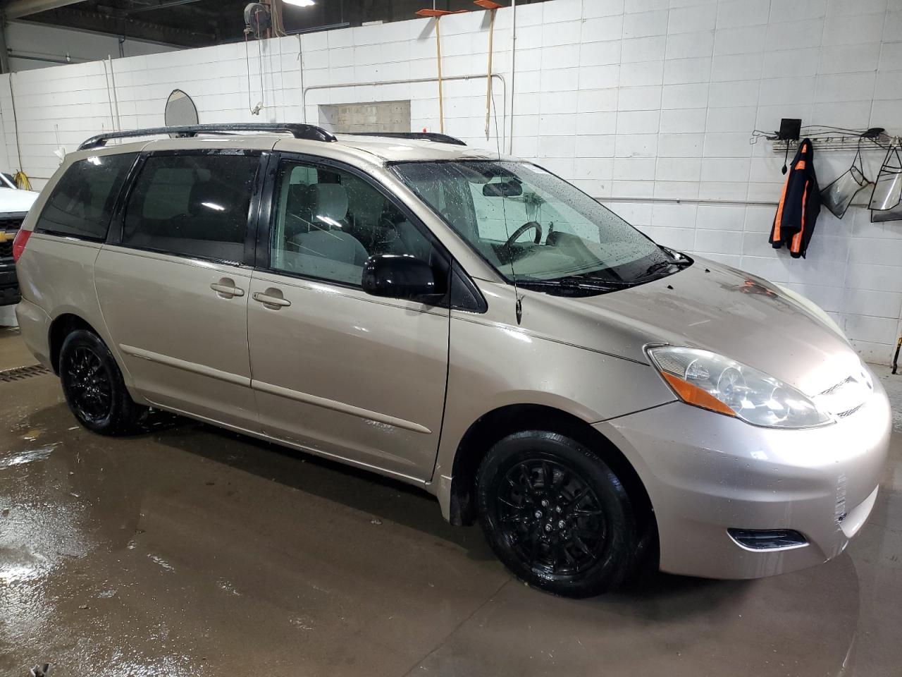 2006 Toyota Sienna - Image 4