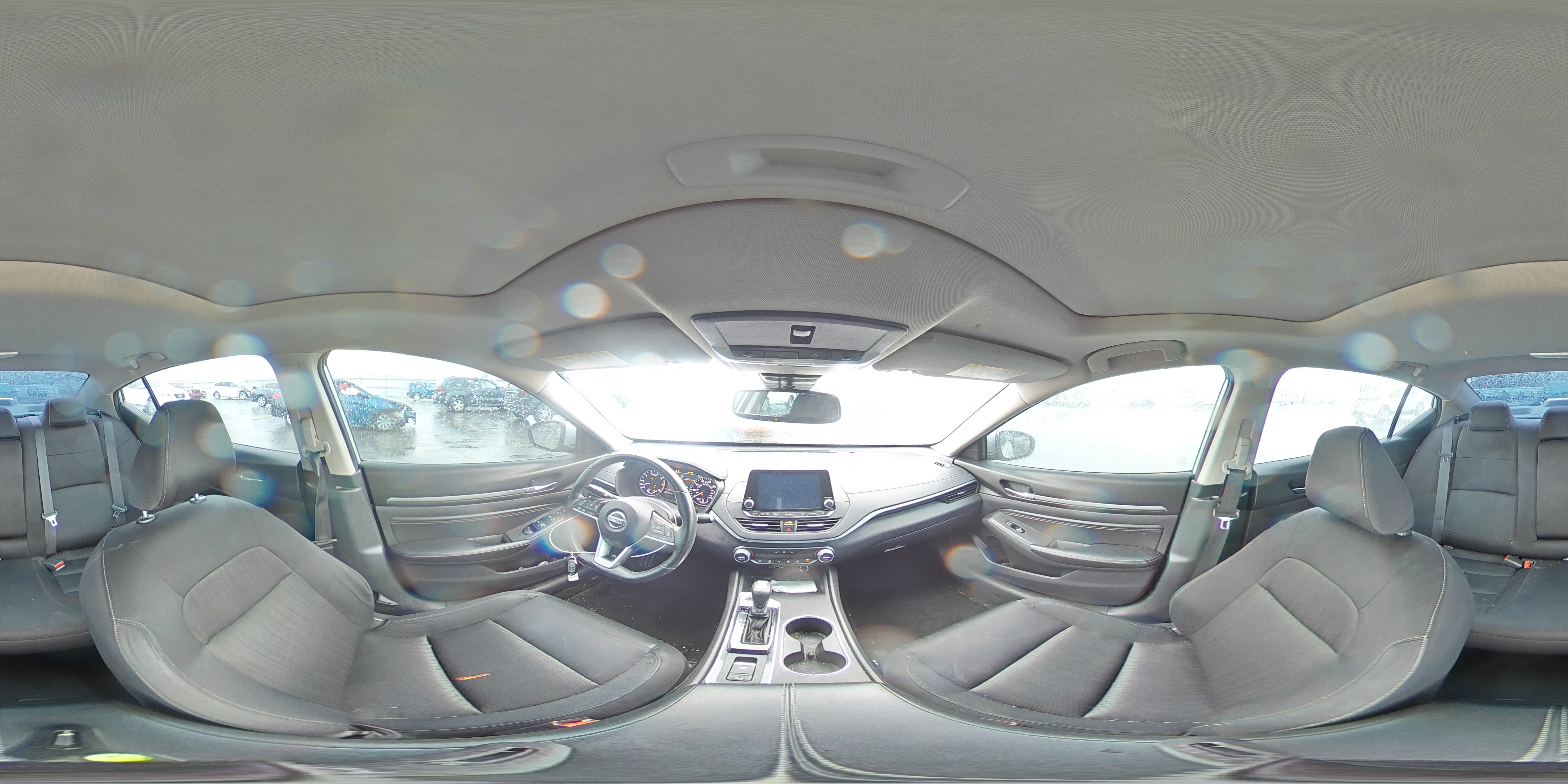 2019 Nissan Altima - Image 13