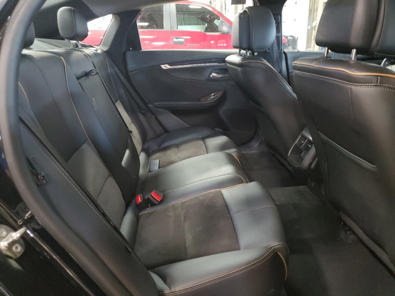 2014 Chevrolet Impala - Image 10