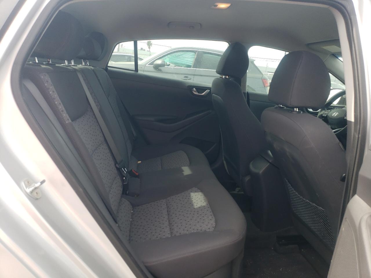 2018 Hyundai IONIQ - Image 10