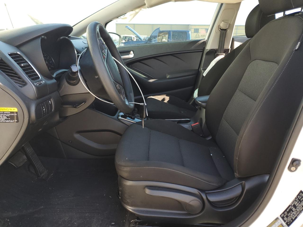 2018 Kia Forte - Image 7