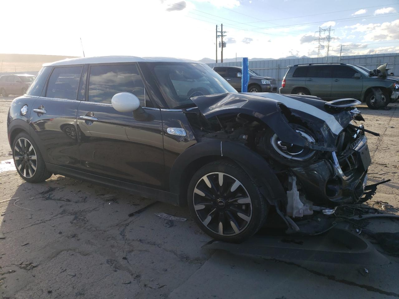 2016 MINI Cooper - Image 4
