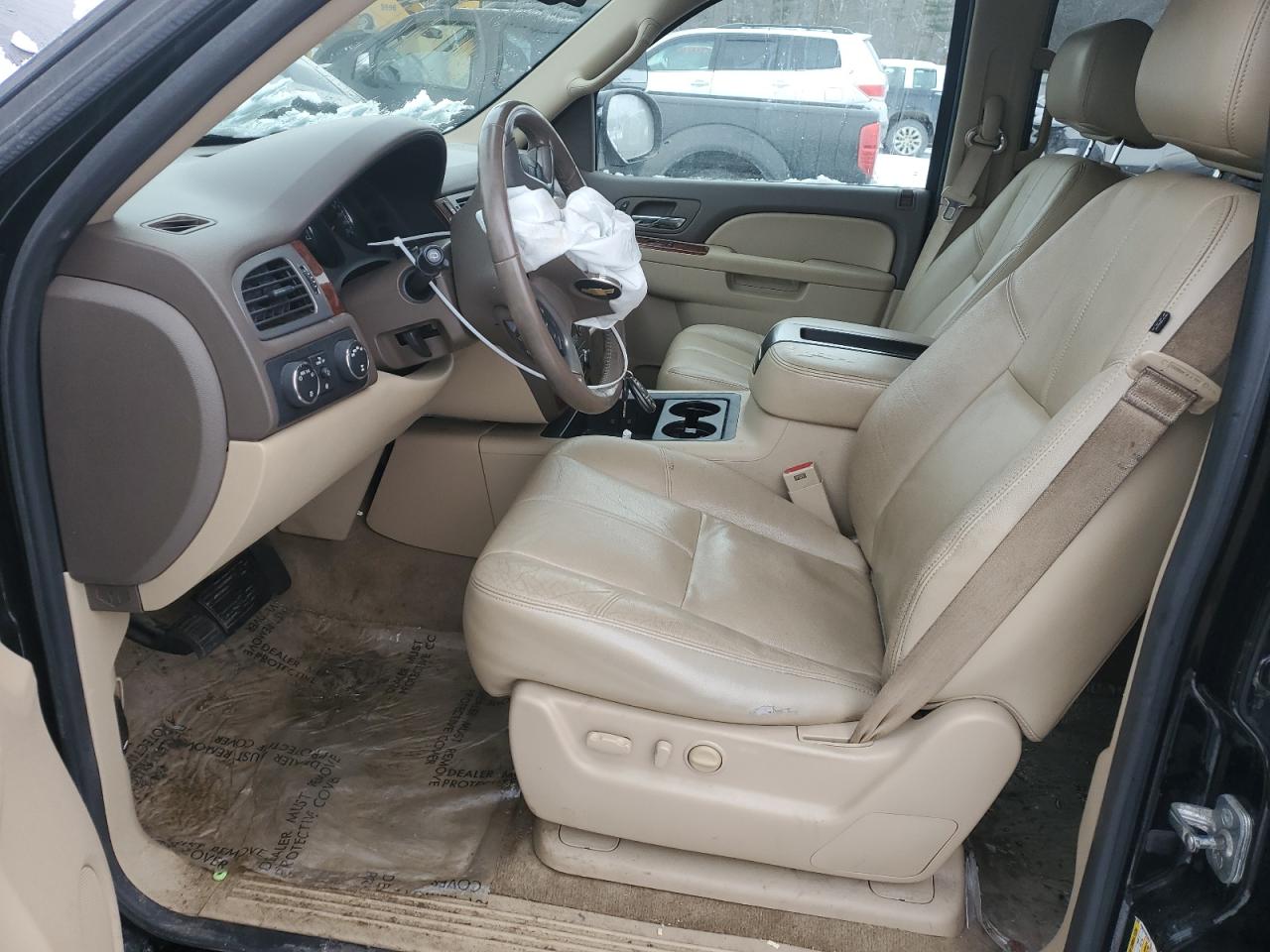 2014 Chevrolet Tahoe - Image 7