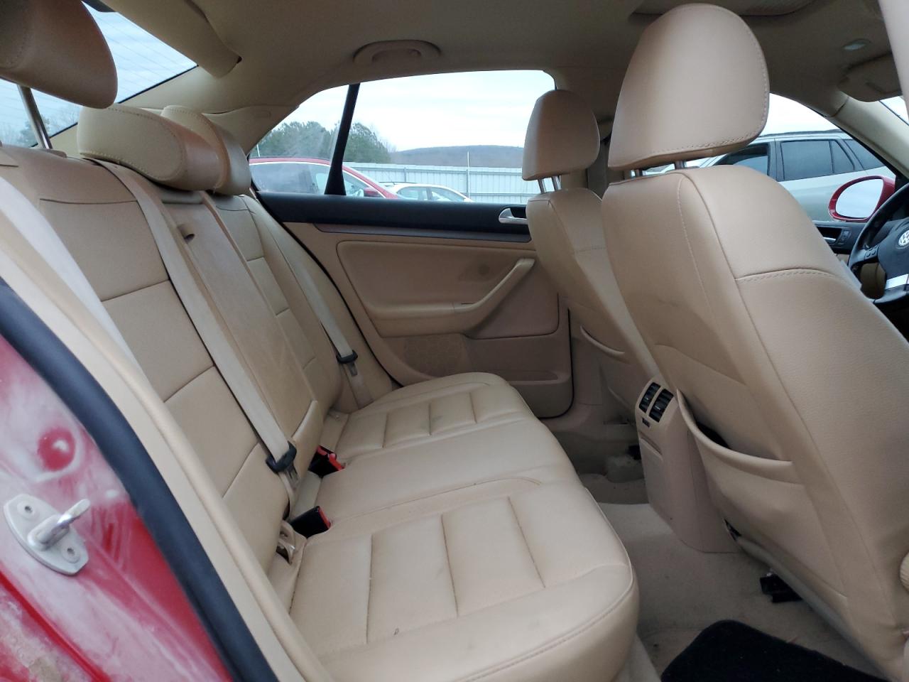2008 Volkswagen Jetta - Image 10