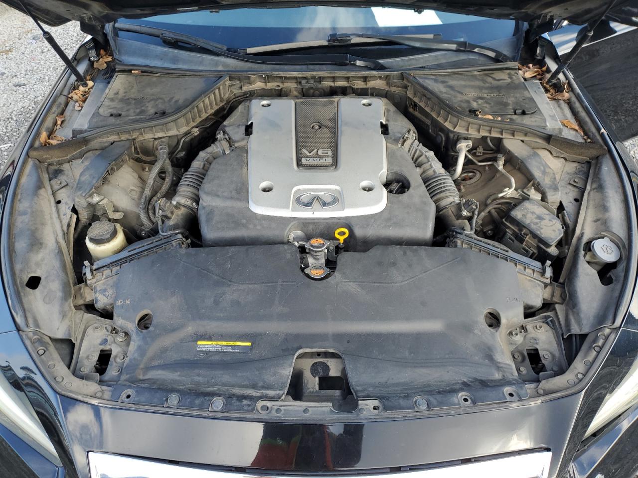 2015 Infiniti Q50 - Image 11