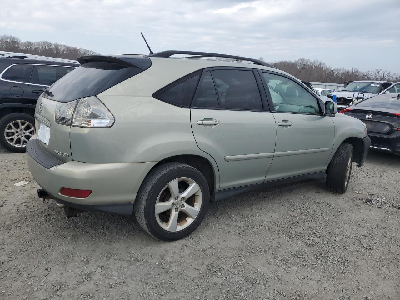 2004 Lexus RX - Image 3
