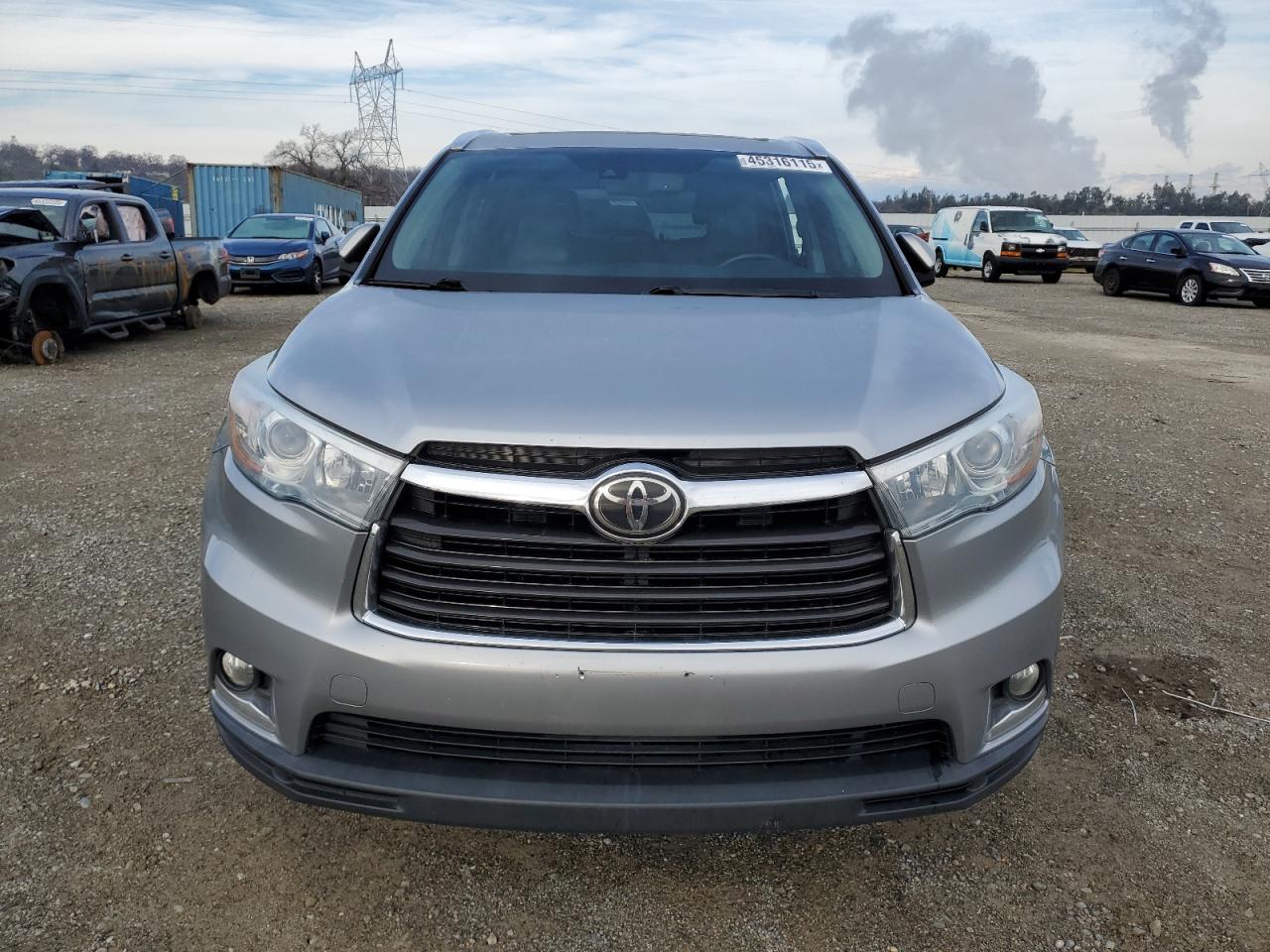 2014 Toyota Highlander - Image 5