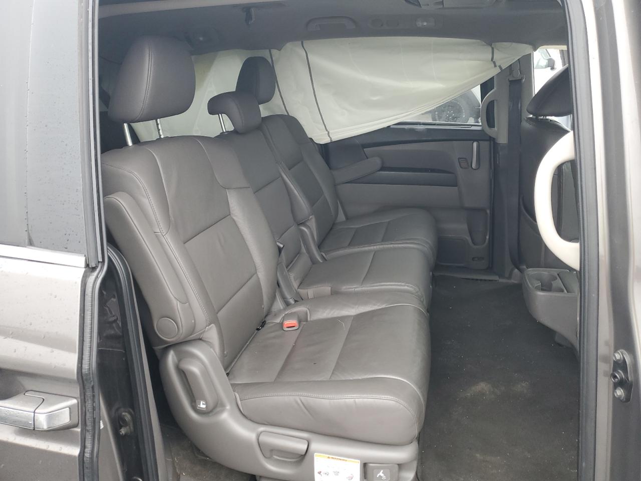 2011 Honda Odyssey - Image 11