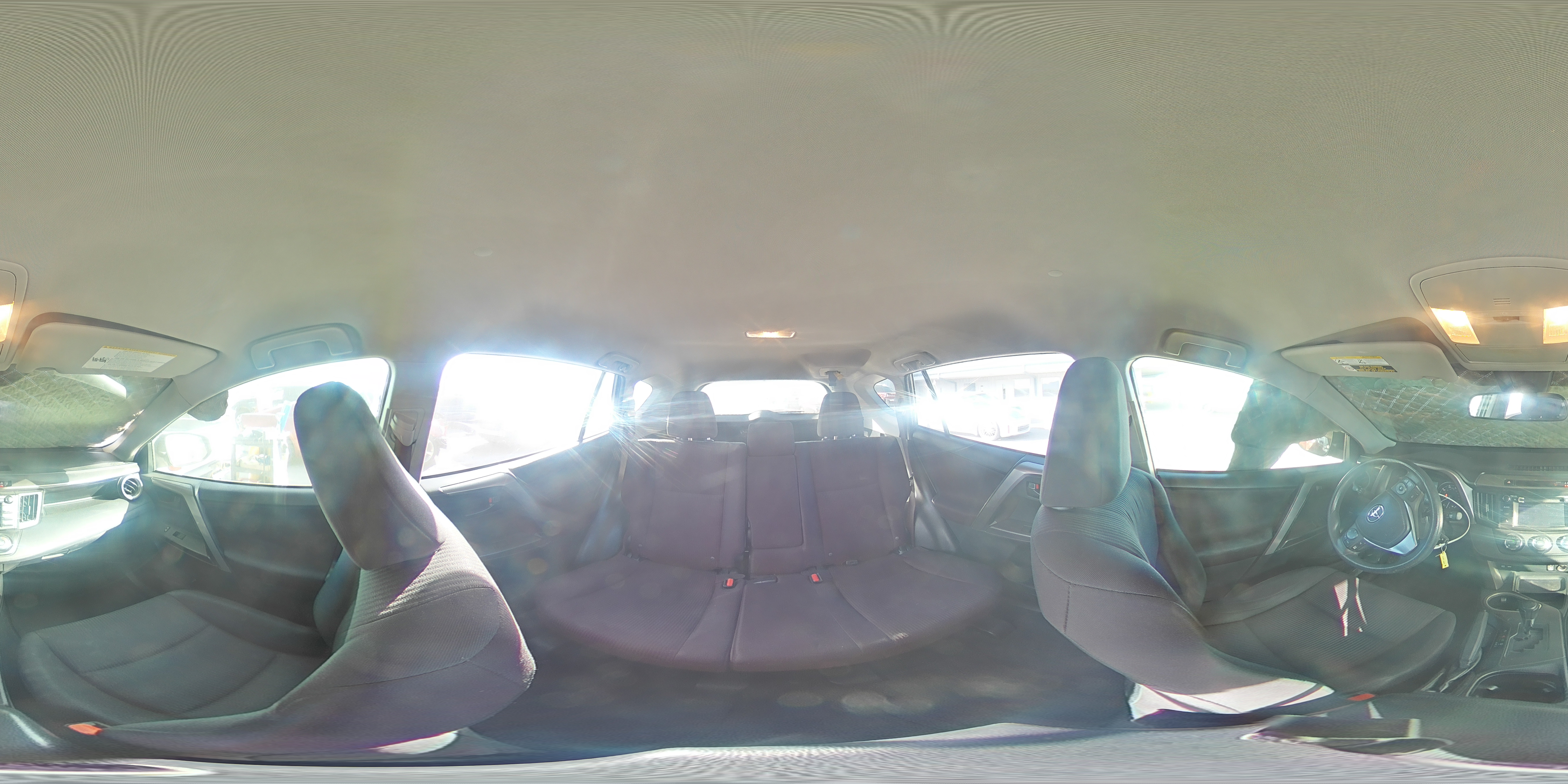 2018 Toyota RAV 4 - Image 15