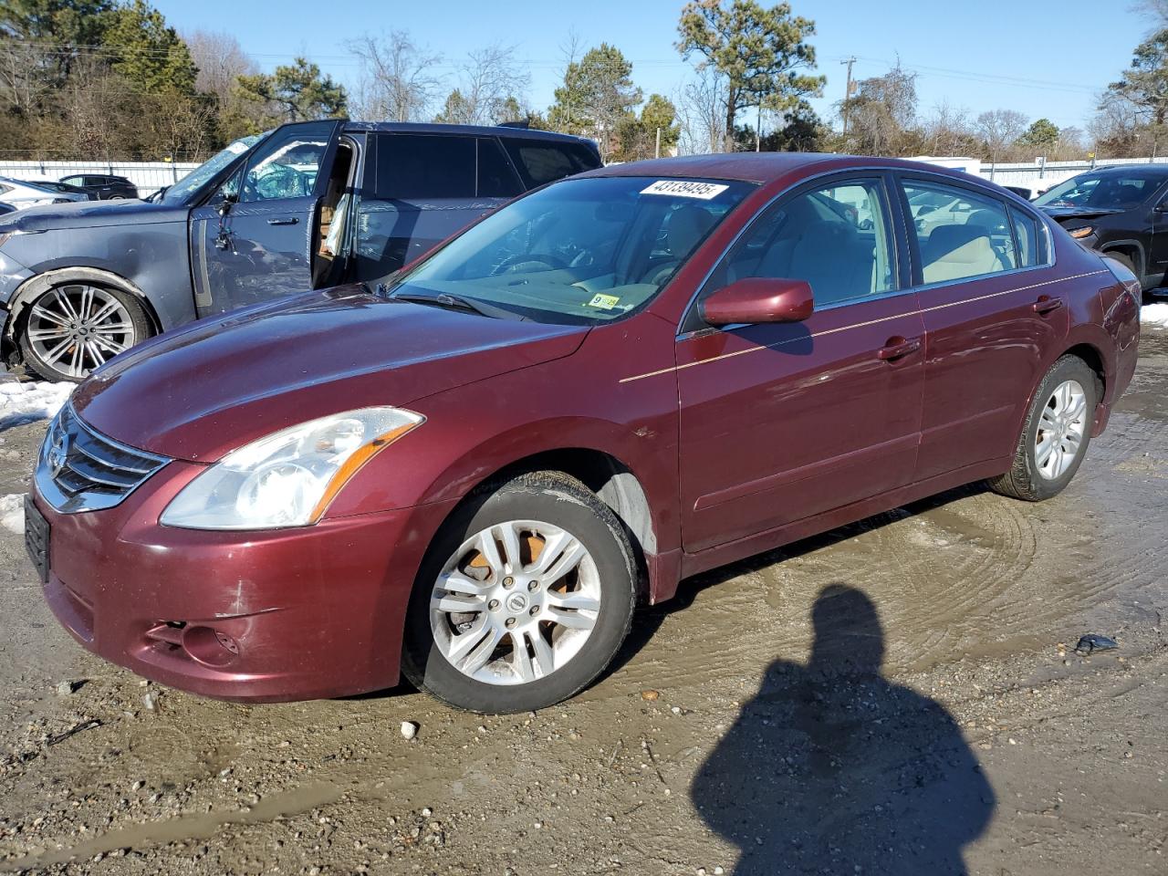 2010 Nissan Altima - Image 1