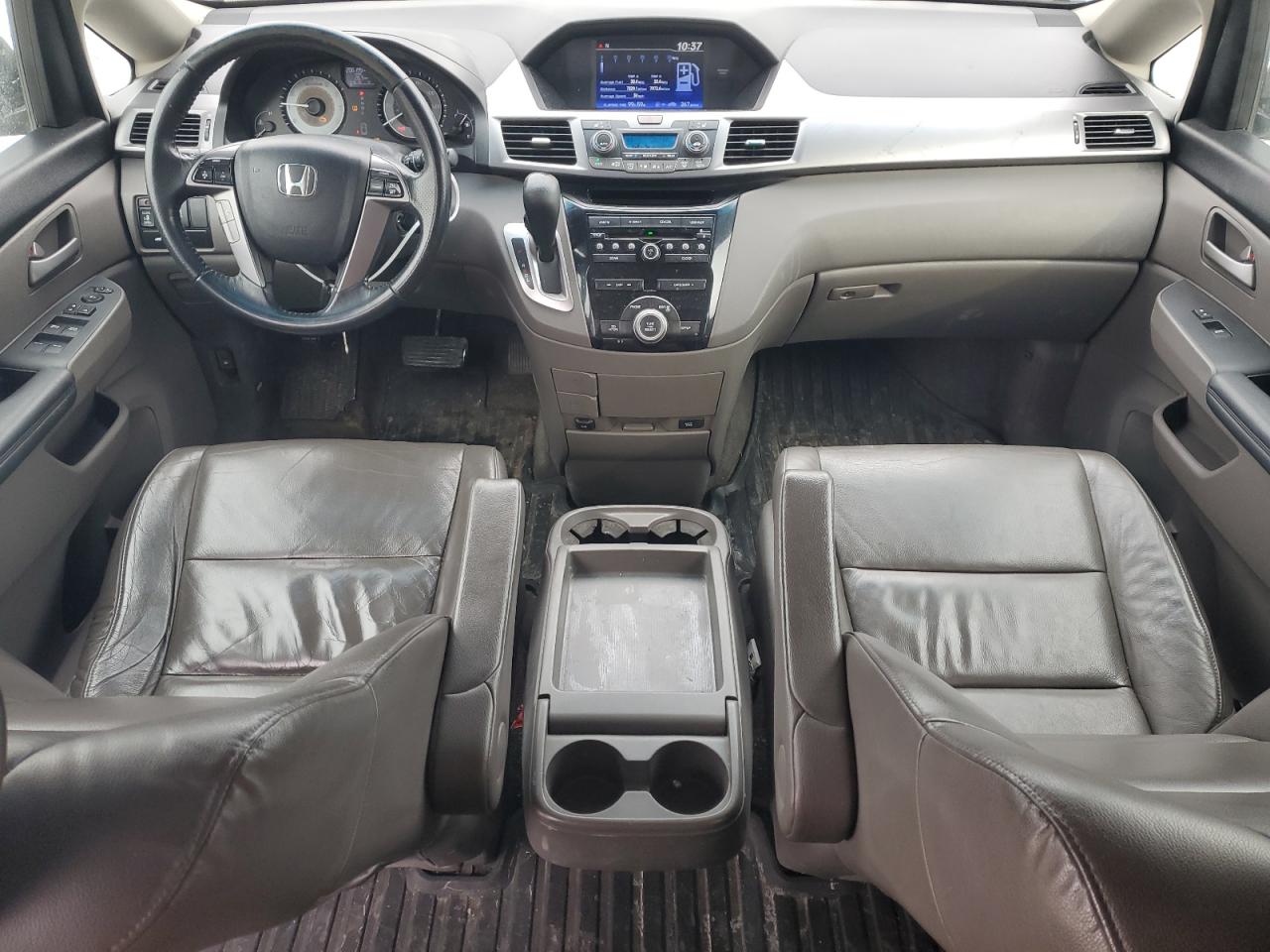 2011 Honda Odyssey - Image 8