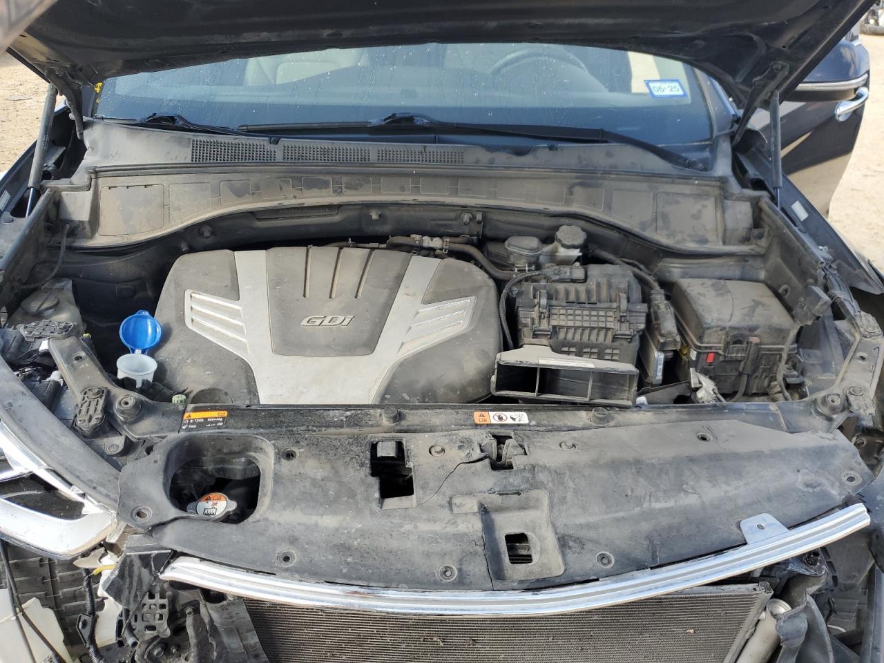 2015 Hyundai Santa Fe - Image 12