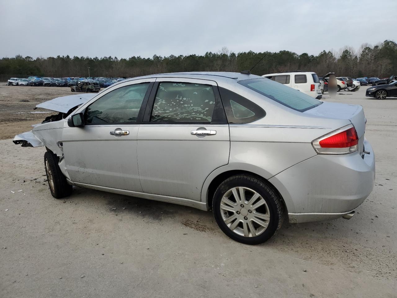 2008 Ford Focus - Image 2