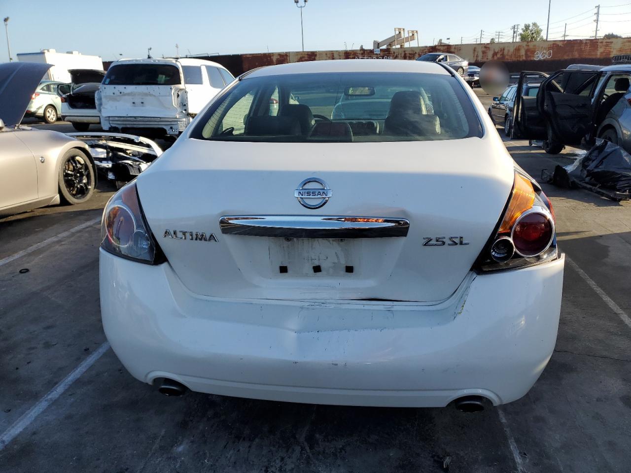 2010 Nissan Altima - Image 6