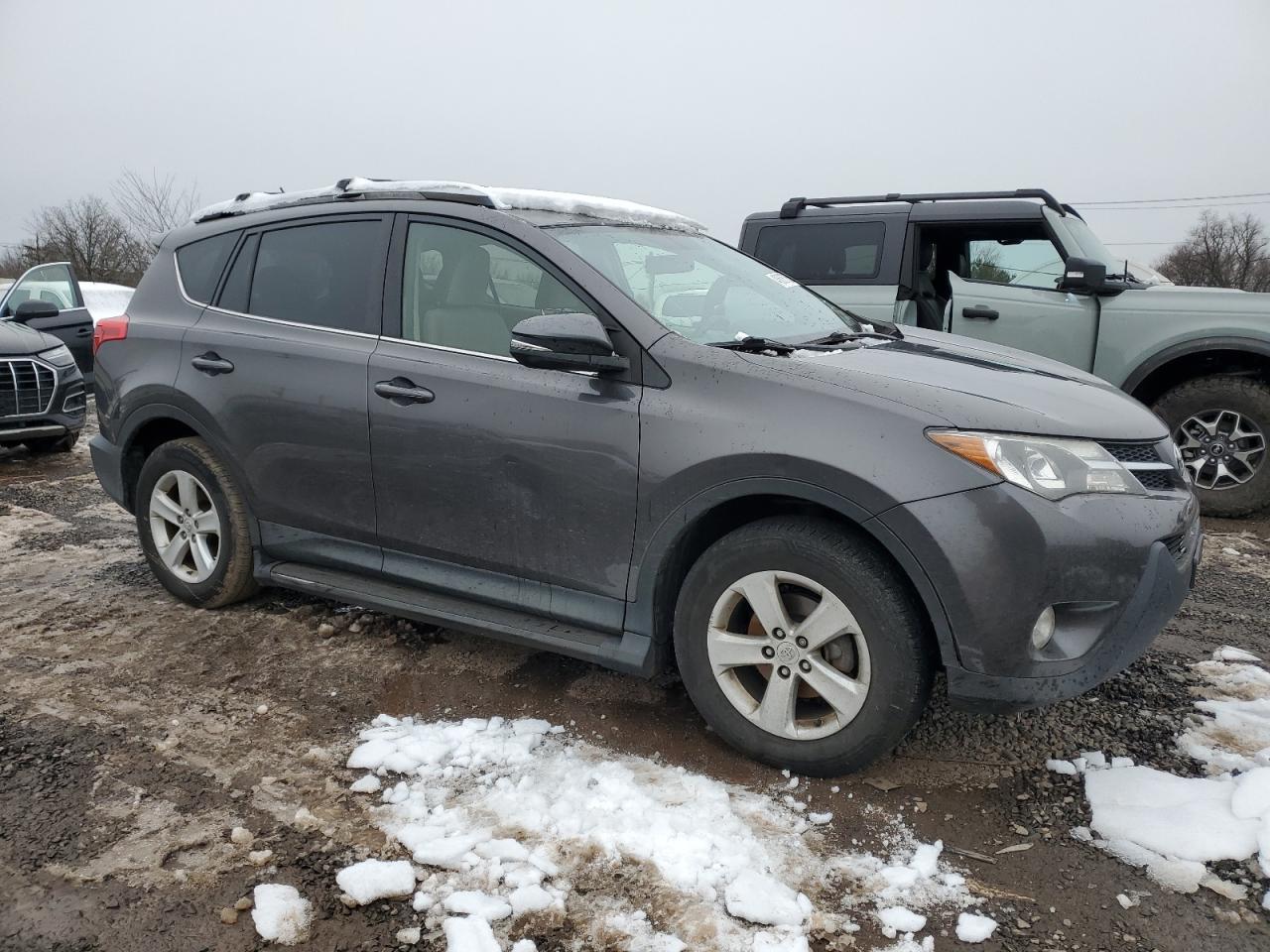2013 Toyota RAV 4 - Image 4