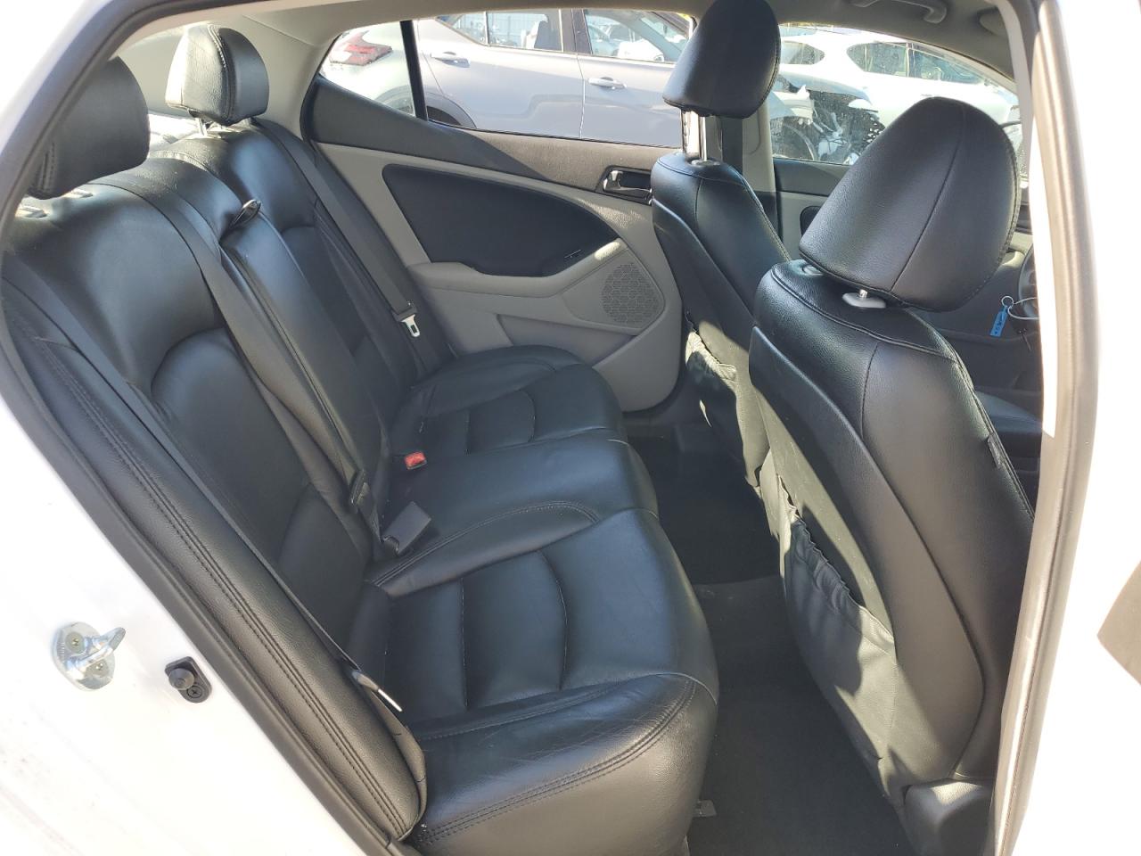 2015 Kia Optima - Image 10