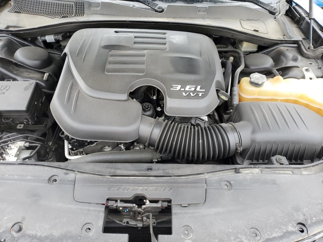 2016 Dodge Charger - Image 11