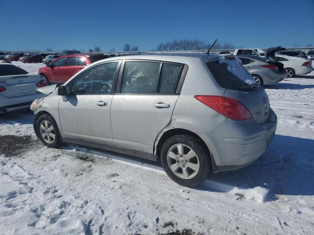 Хетчбеки NISSAN VERSA 2012 Сріблястий