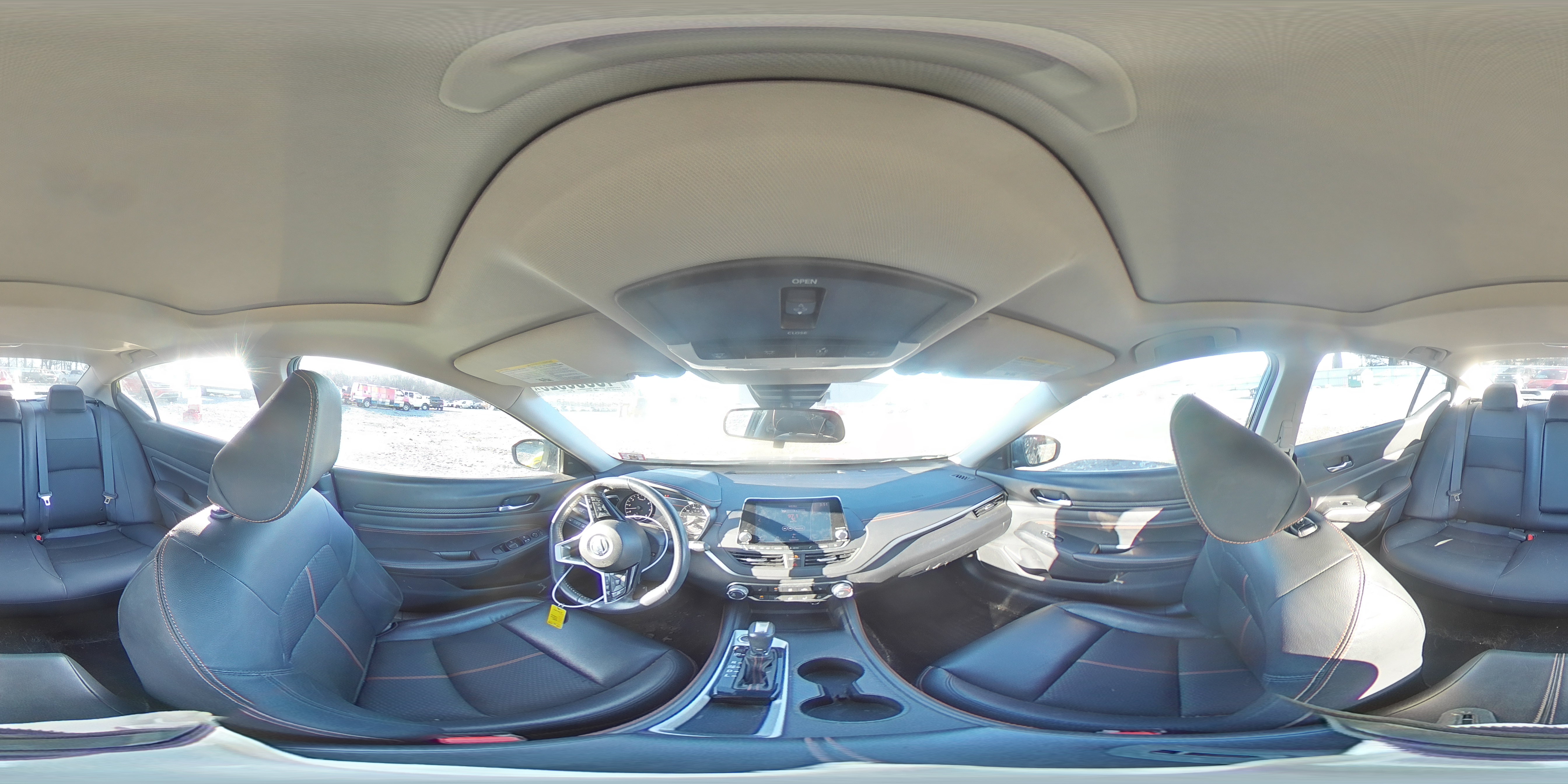 2020 Nissan Altima - Image 13