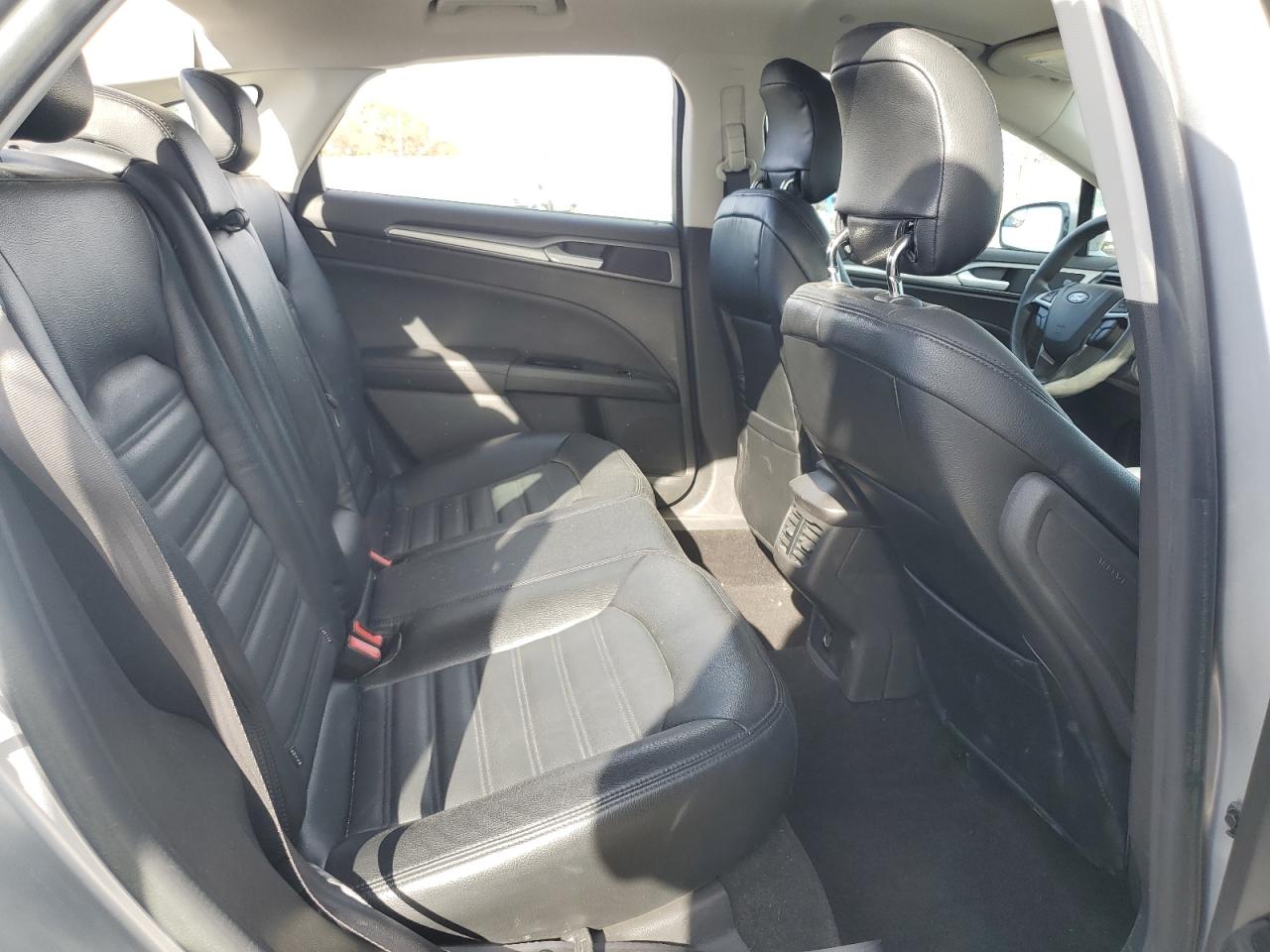 2014 Ford Fusion - Image 10