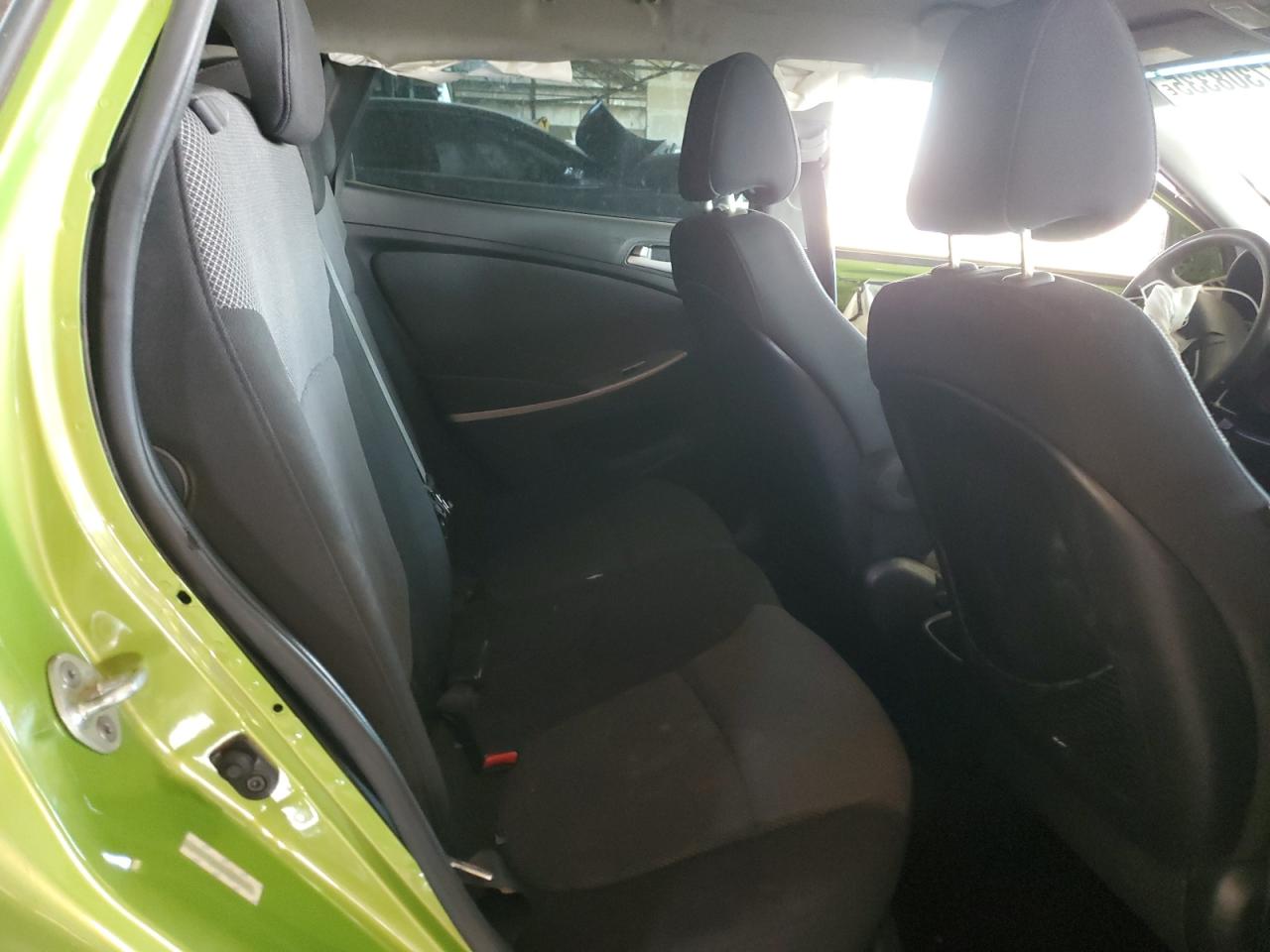 2013 Hyundai Accent - Image 11